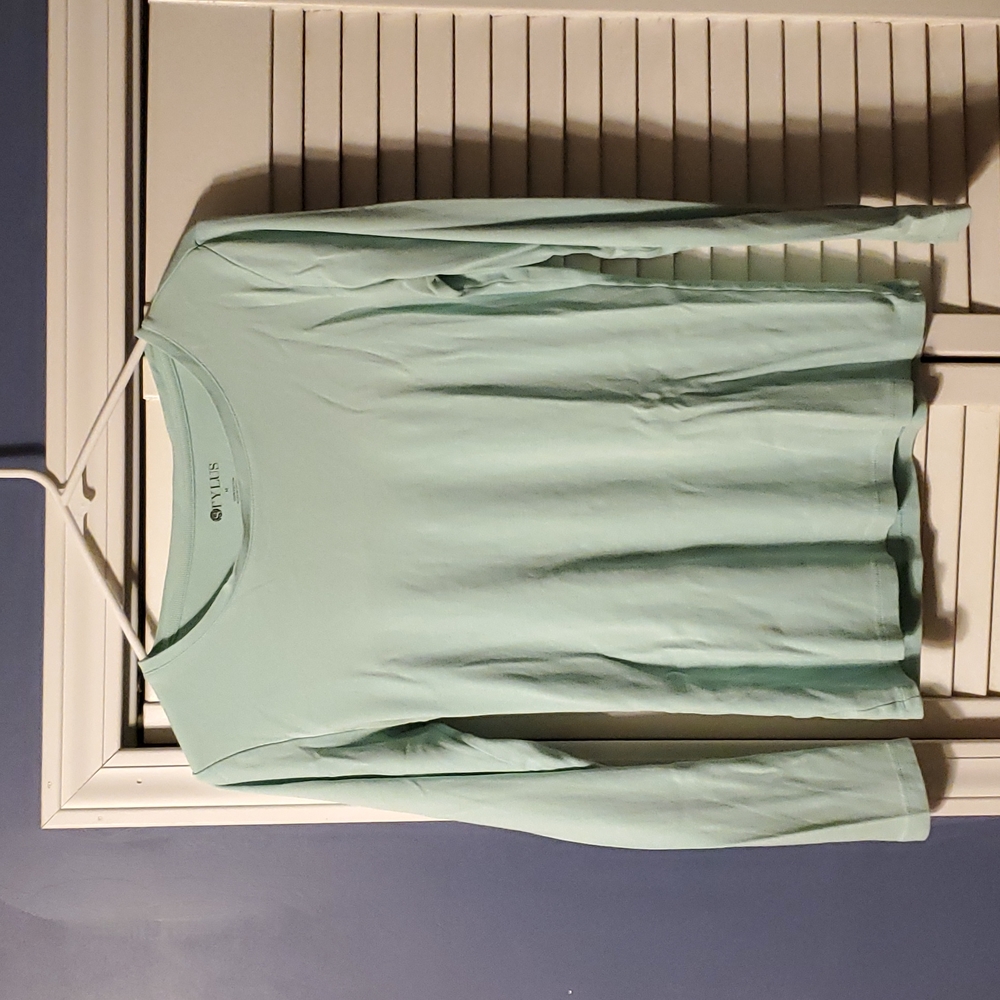 Stylus long sleeve tee